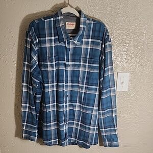 Wrangler Men's Blue Plaid Shirt